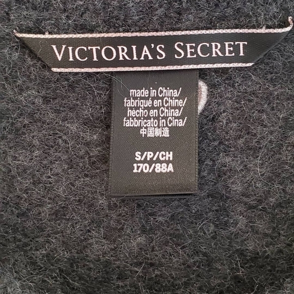 Crewneck Cashmere sweater - Picture 3 of 3